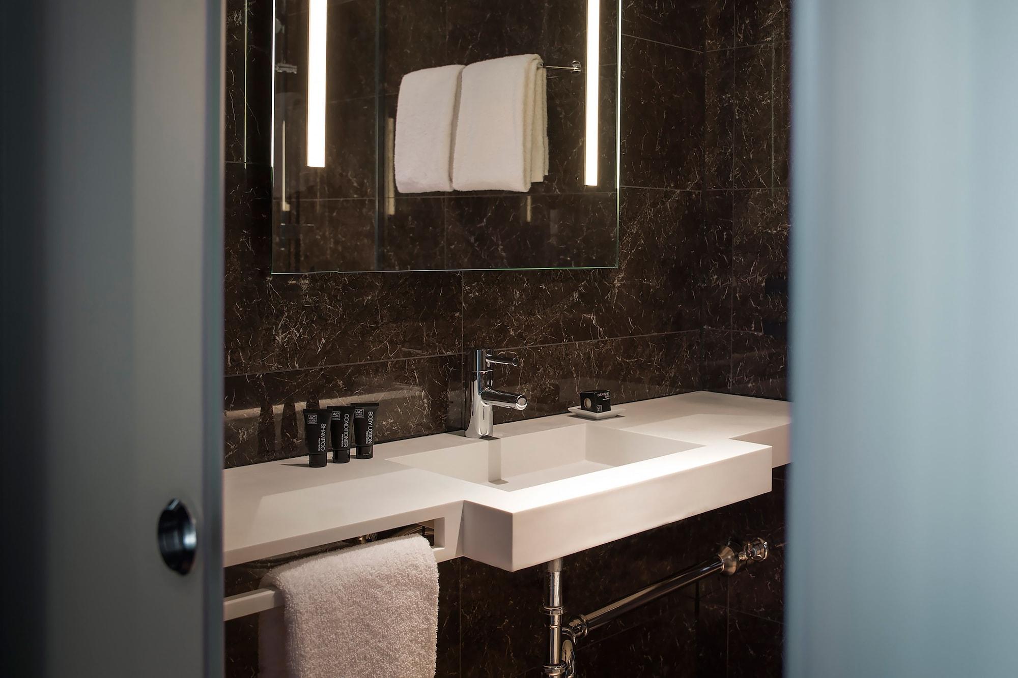 Hotel Ac By Marriott San Jose 4*